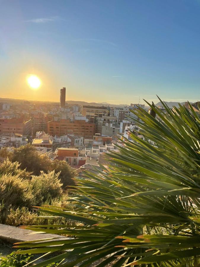 Hanna'S Estudio Deluxe Alicante Luaran gambar